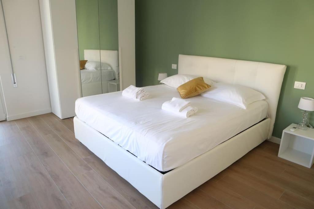 Santa Maria Novella - Golden Lily Florence, City Center Apartment Kültér fotó